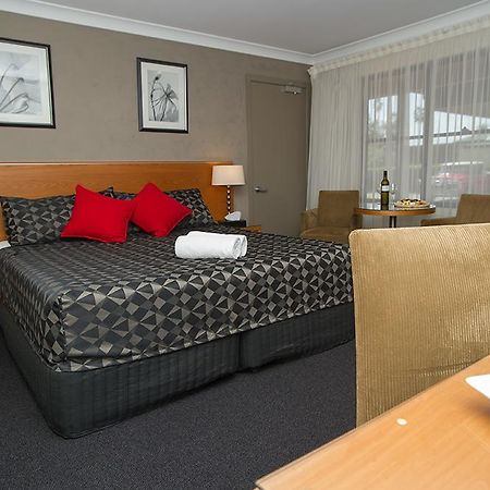 The Grapevine Motel Denman Esterno foto